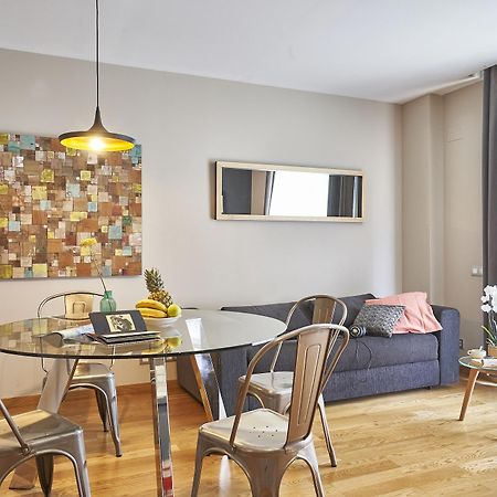 Ainb Sagrada Familia Apartments Barcelona Luaran gambar