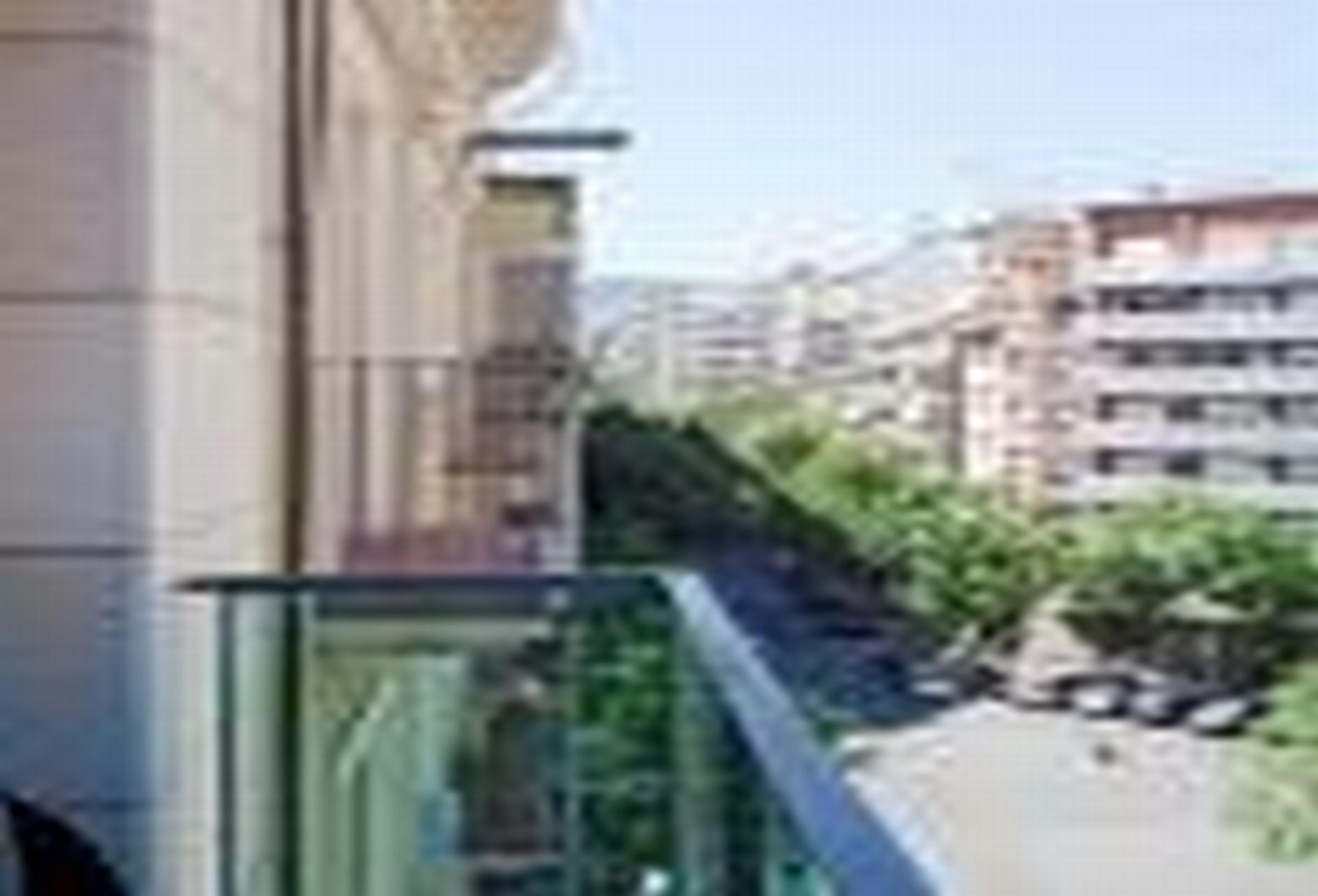 Ainb Sagrada Familia Apartments Barcelona Luaran gambar