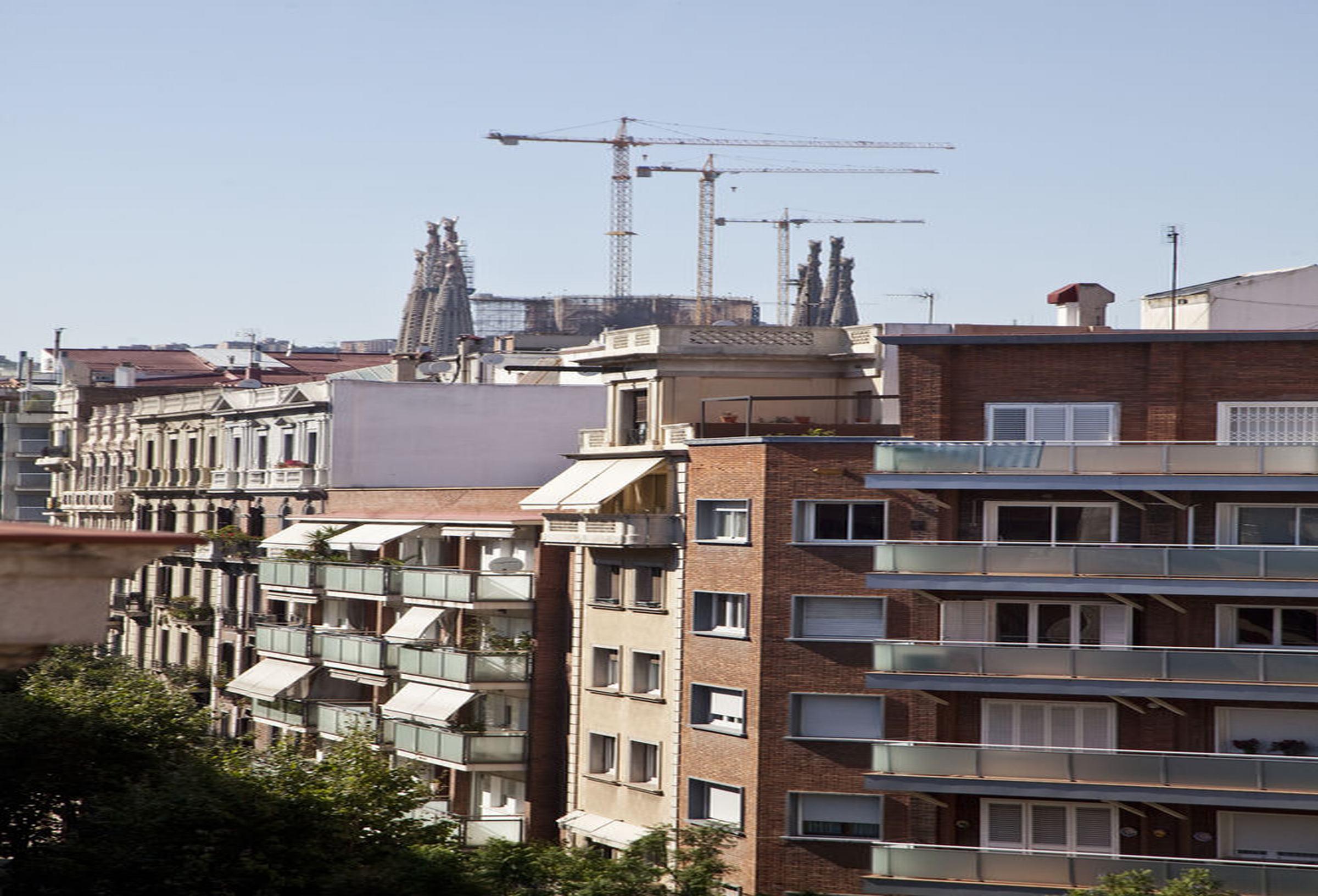 Ainb Sagrada Familia Apartments Barcelona Luaran gambar